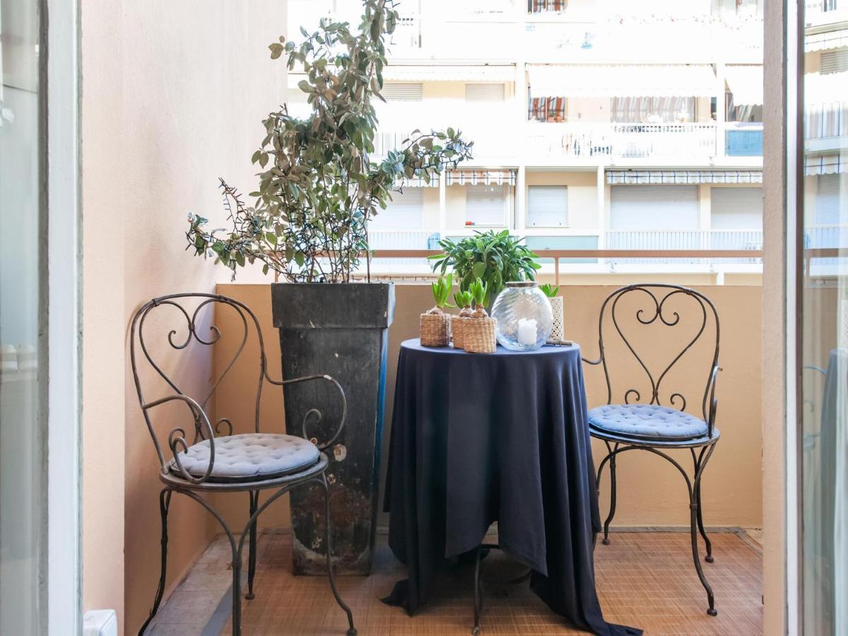 Nice Apartment In Menton With Balcony Terrace Exteriér fotografie